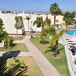 Semesteranläggning (resort) Ponta Grande 4*