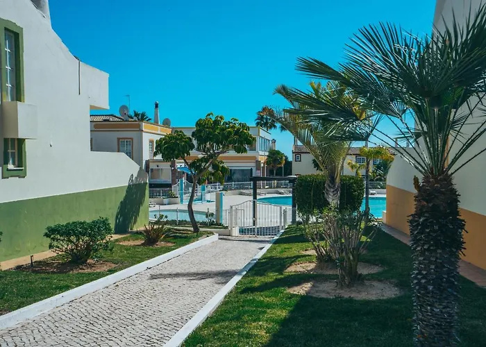 Ponta Grande אתר נופש אלבופיירה