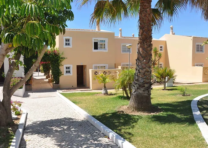 Ponta Grande אלבופיירה