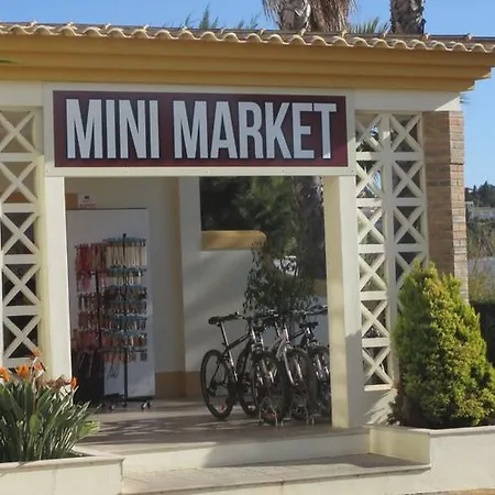 리조트 Ponta Grande 4*